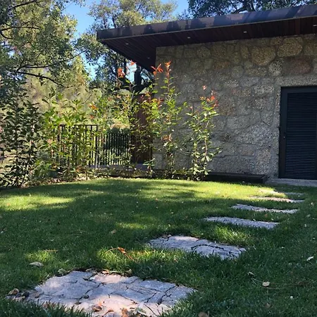 בית נופש Sobreiro Valley - Casa Firmino *
